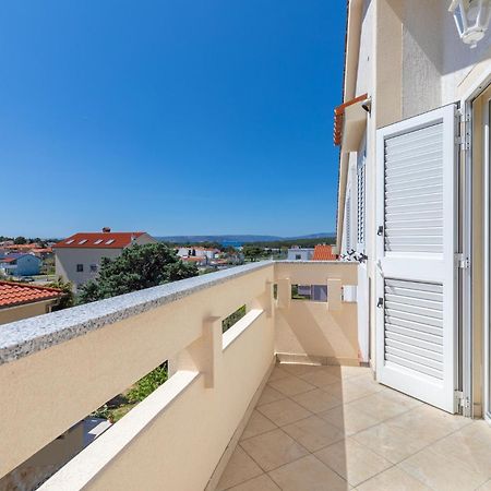 Apartments With A Parking Space Punat, Krk - 20553 외부 사진