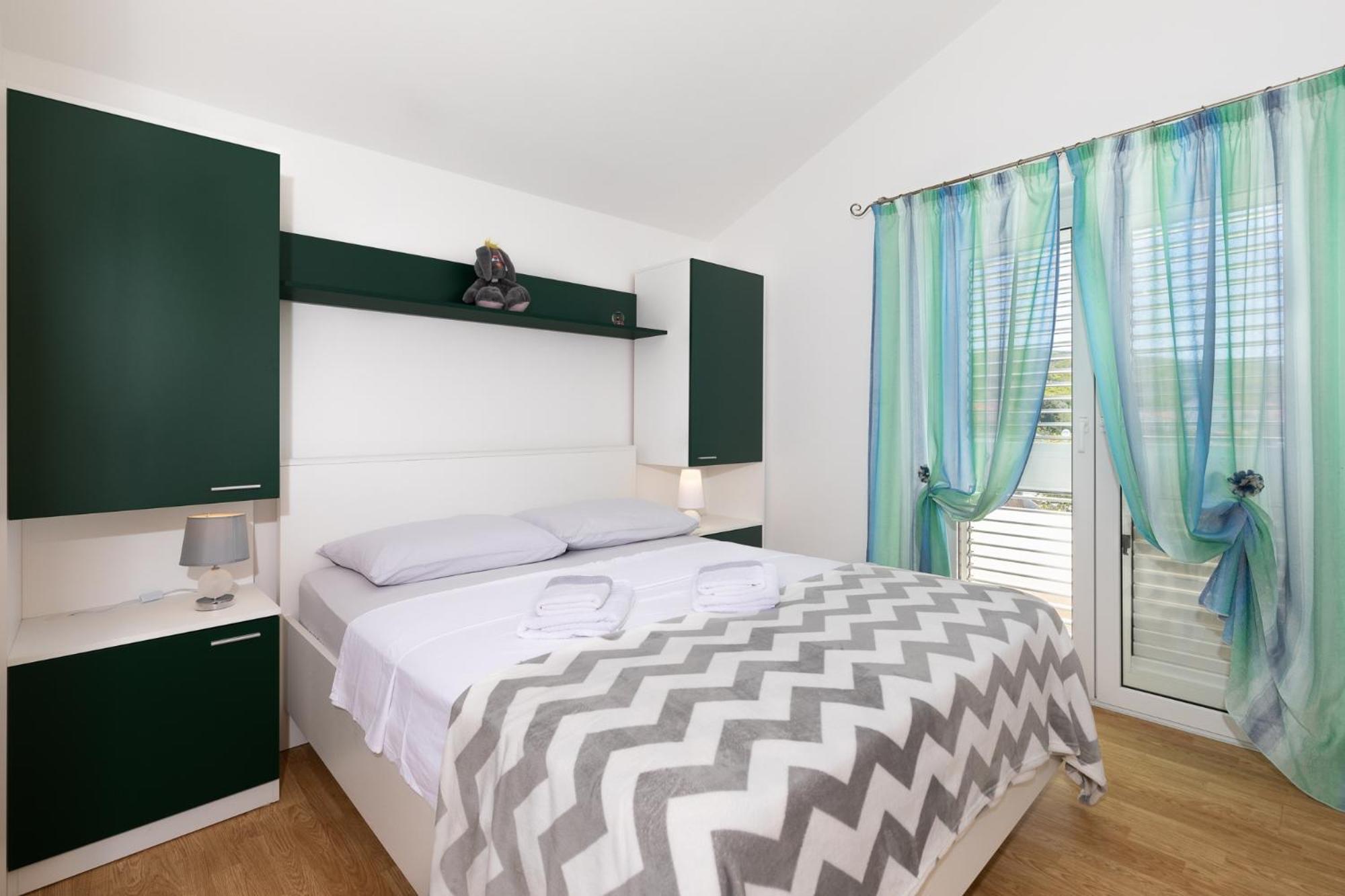 Apartments With A Parking Space Punat, Krk - 20553 외부 사진