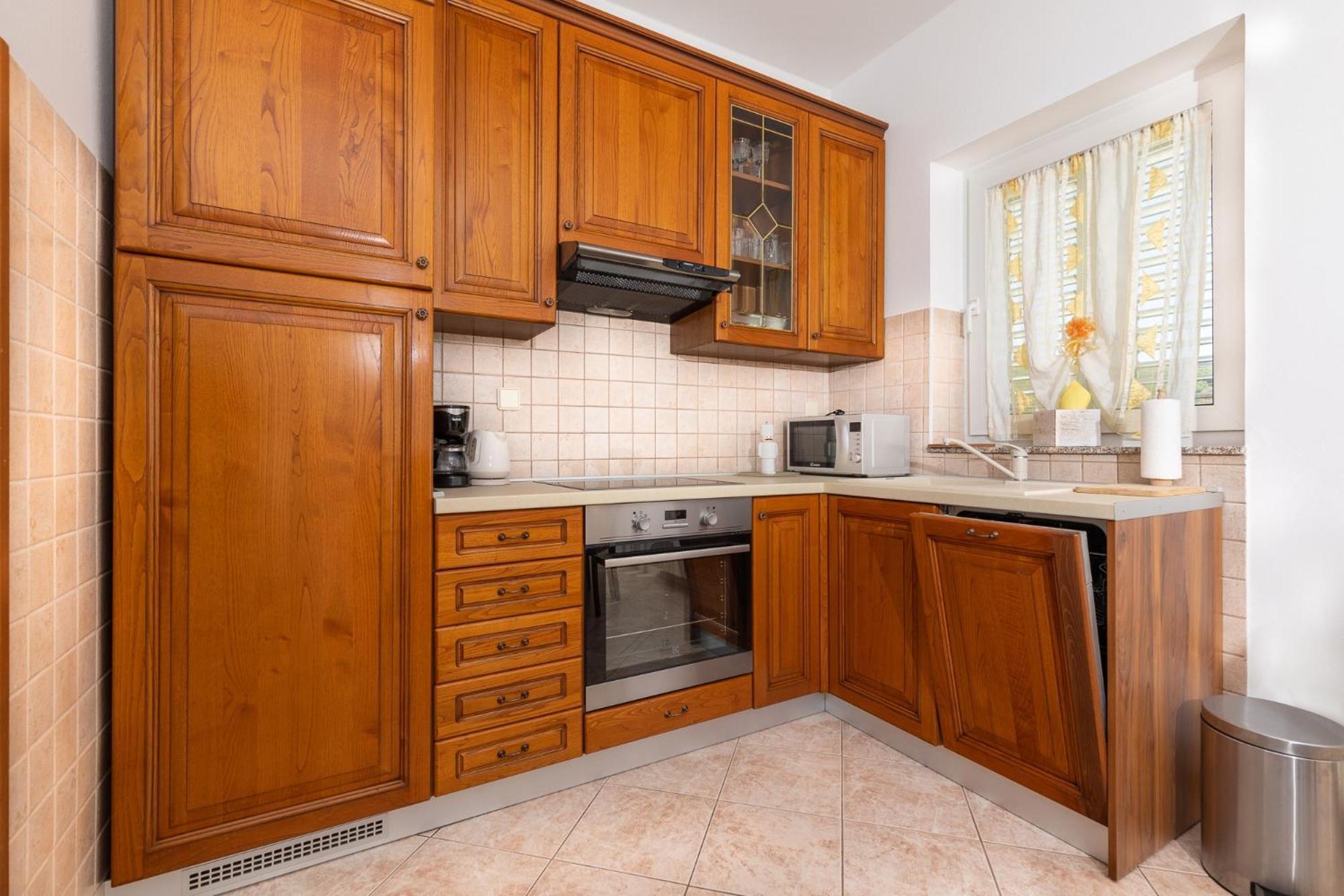 Apartments With A Parking Space Punat, Krk - 20553 외부 사진
